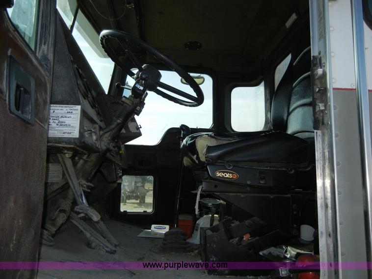 image for item 5153 1996 Kenworth W900 cement mixer truck