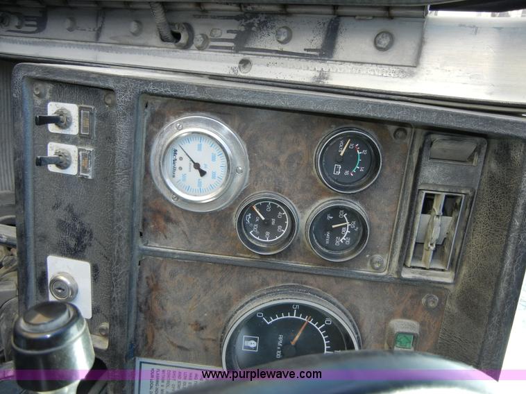 image for item 5153 1996 Kenworth W900 cement mixer truck