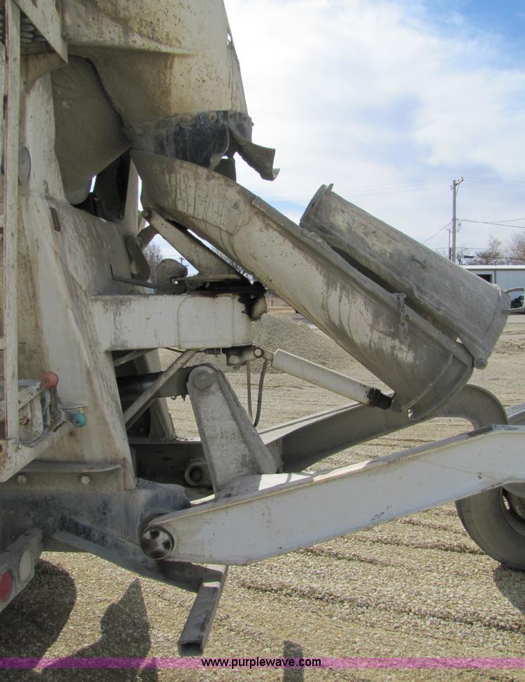 image for item 5170 1993 Ford LT8000 cement mixer truck