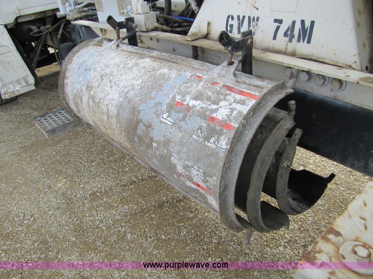 image for item 5170 1993 Ford LT8000 cement mixer truck