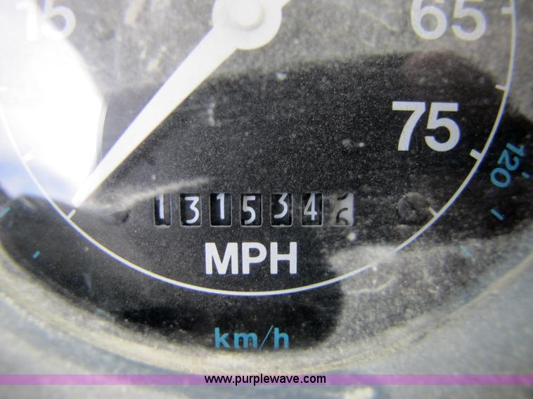 image for item 5170 1993 Ford LT8000 cement mixer truck