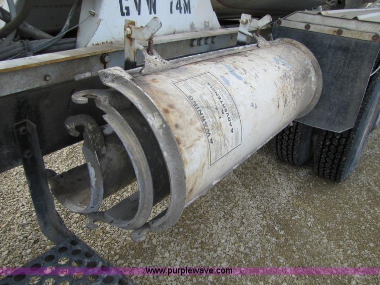 image for item 5171 1993 Ford LT8000 cement mixer truck