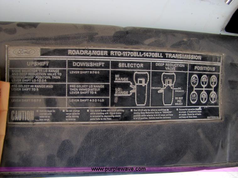 image for item 5171 1993 Ford LT8000 cement mixer truck