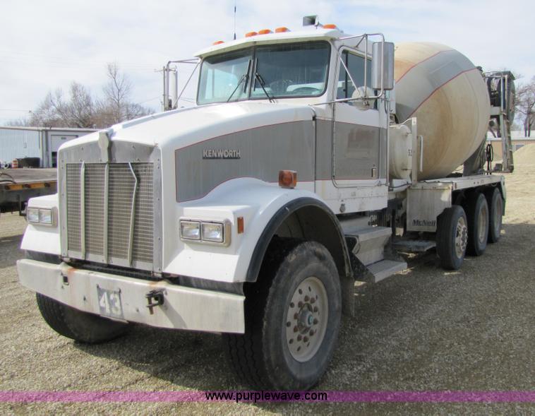 image for item 5172 1995 Kenworth W900B cement mixer truck