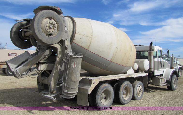 image for item 5172 1995 Kenworth W900B cement mixer truck