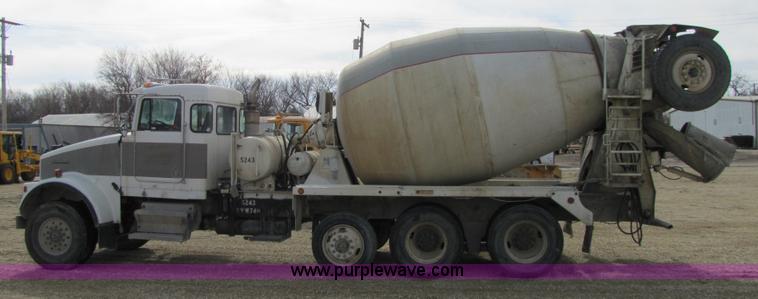 image for item 5172 1995 Kenworth W900B cement mixer truck