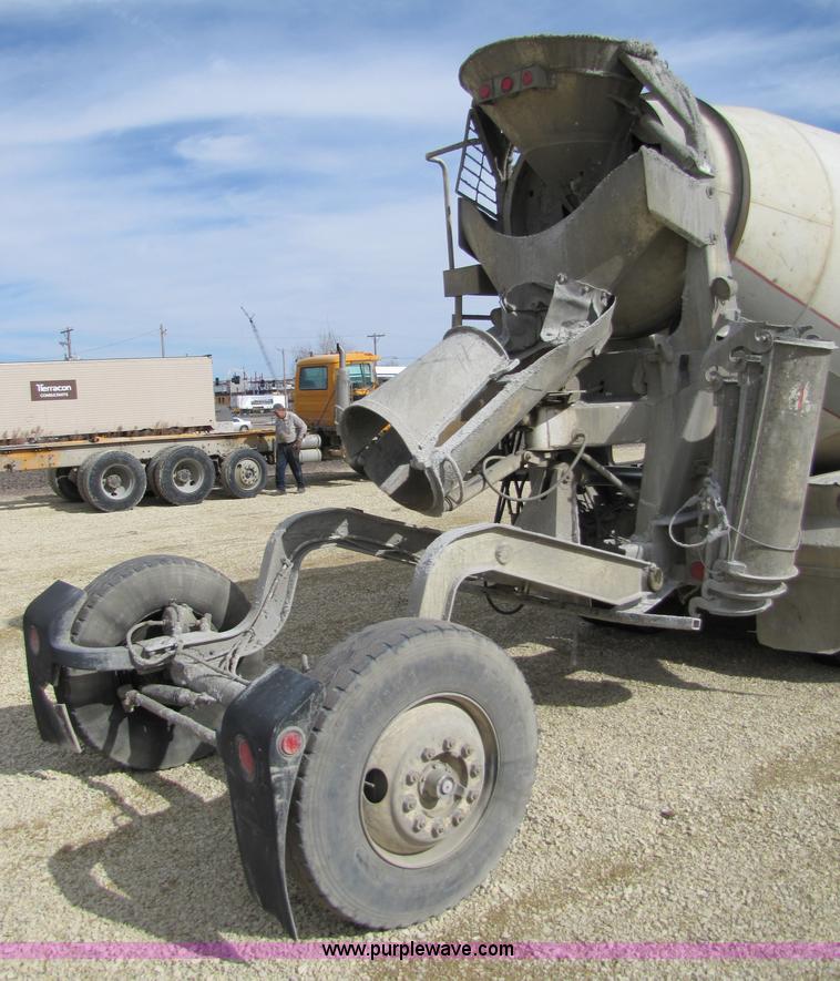 image for item 5172 1995 Kenworth W900B cement mixer truck