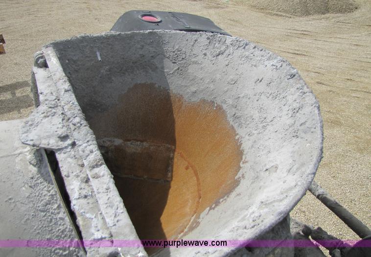 image for item 5172 1995 Kenworth W900B cement mixer truck