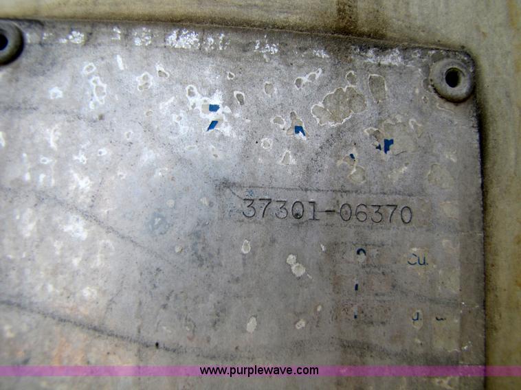 image for item 5172 1995 Kenworth W900B cement mixer truck