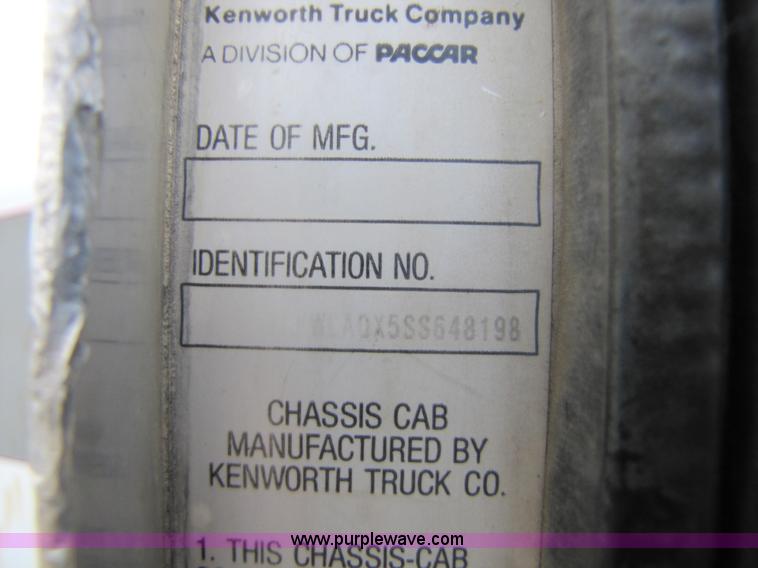 image for item 5172 1995 Kenworth W900B cement mixer truck