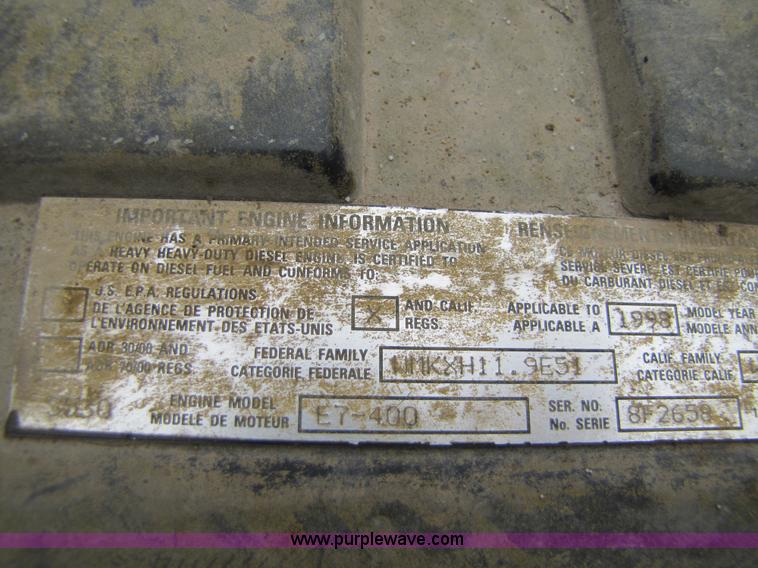 image for item 5176 1998 Mack RD688S tractor