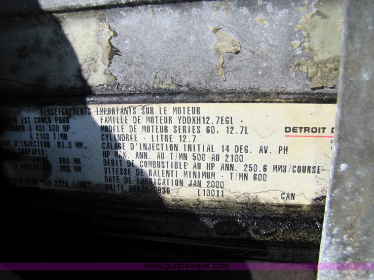 image for item 5307 2000 Peterbilt 379 semi truck