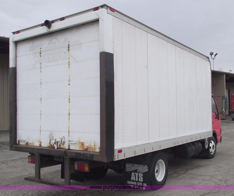 image for item 5450 2000 Isuzu NPR box truck
