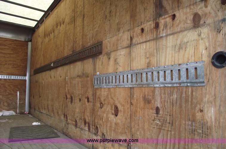 image for item 5450 2000 Isuzu NPR box truck