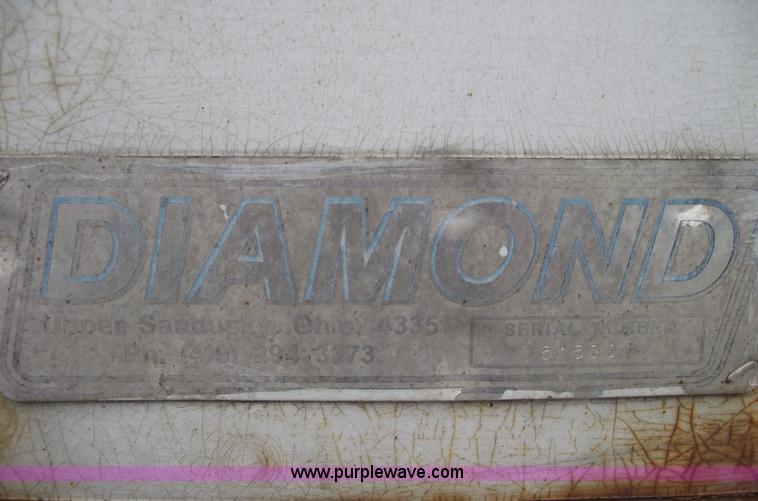 image for item 5450 2000 Isuzu NPR box truck