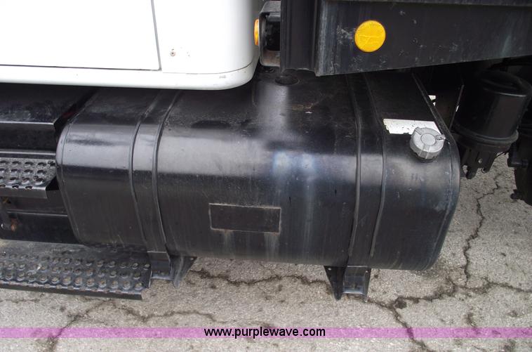 image for item 5451 2000 International 4900 dump flat bed truck