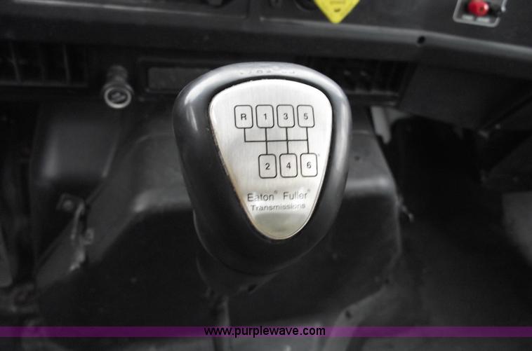 image for item 5451 2000 International 4900 dump flat bed truck