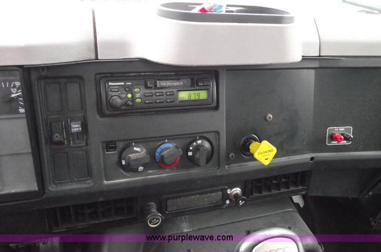 image for item 5451 2000 International 4900 dump flat bed truck