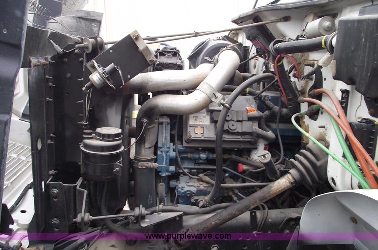 image for item 5451 2000 International 4900 dump flat bed truck