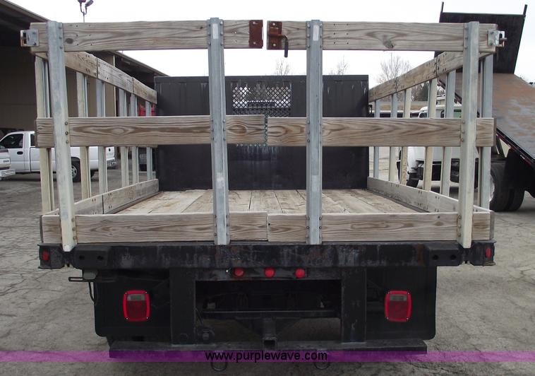 image for item 5452 1999 F450 XL Super Duty flat bed truck