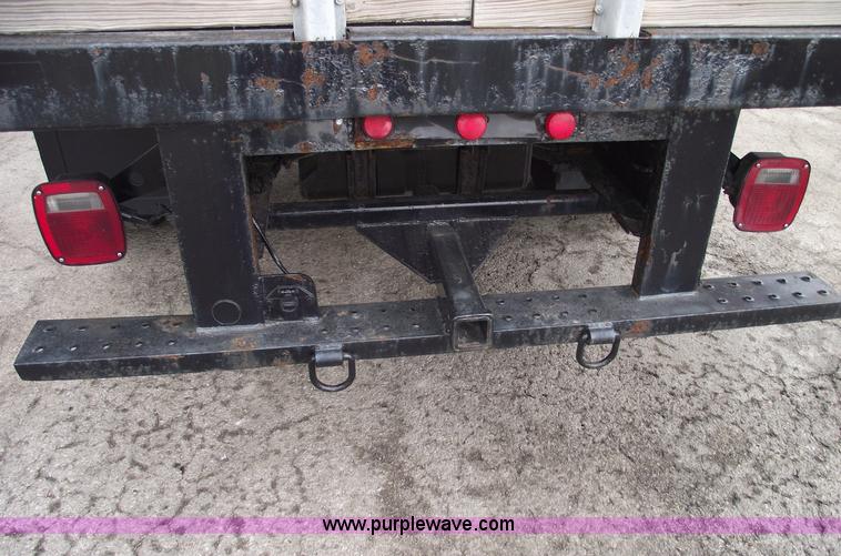 image for item 5452 1999 F450 XL Super Duty flat bed truck