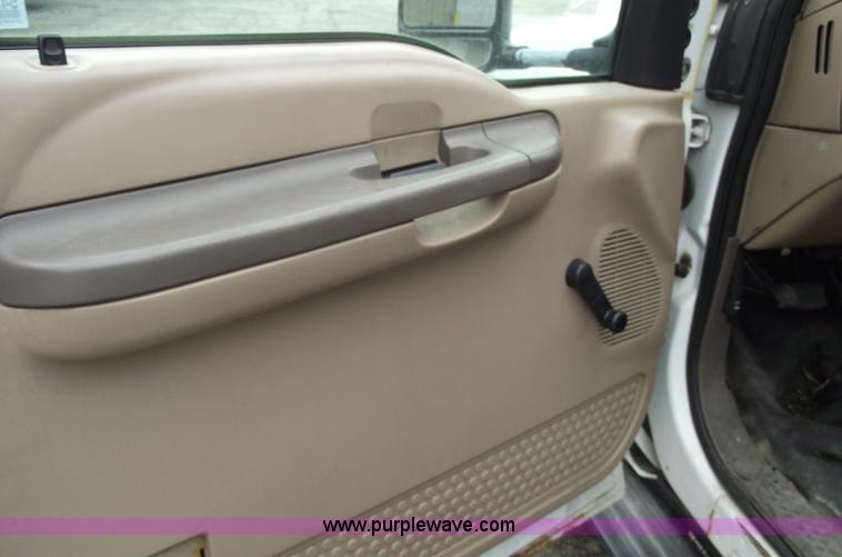 image for item 5452 1999 F450 XL Super Duty flat bed truck