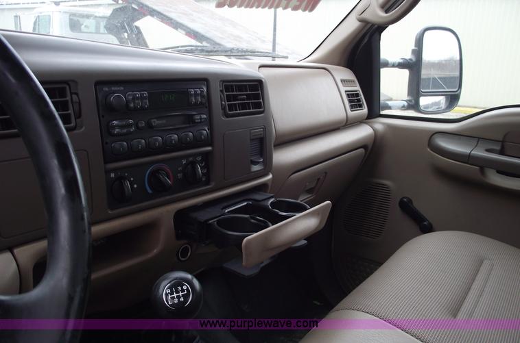 image for item 5452 1999 F450 XL Super Duty flat bed truck