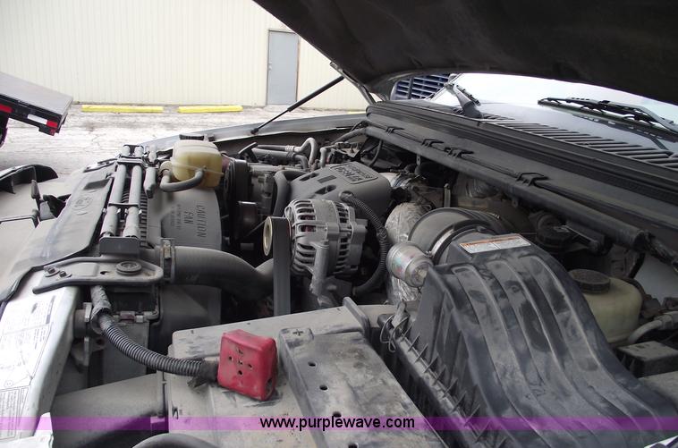 image for item 5452 1999 F450 XL Super Duty flat bed truck