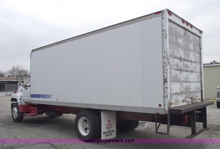 image for item 5454 1995 GMC TopKick box truck