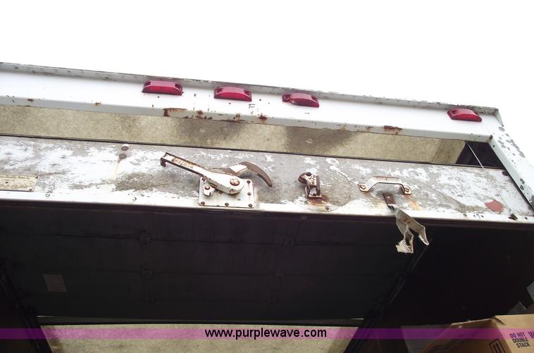 image for item 5454 1995 GMC TopKick box truck