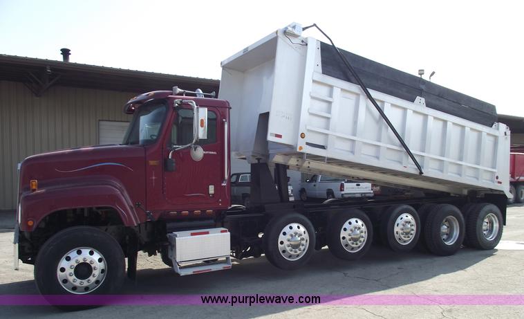 image for item 5456 2002 International 5500i Work Star five axle dump truck