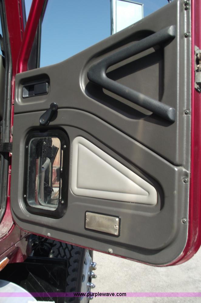 image for item 5456 2002 International 5500i Work Star five axle dump truck