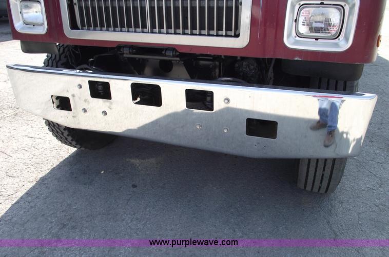 image for item 5456 2002 International 5500i Work Star five axle dump truck