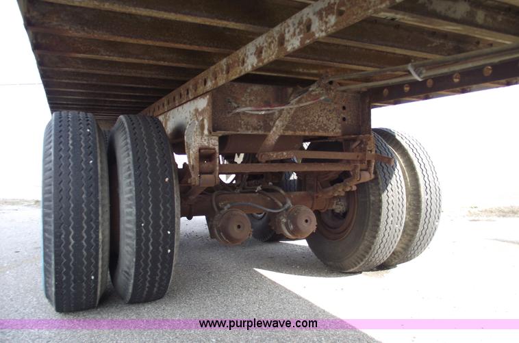 image for item 5459 1980 Strick 48' trailer