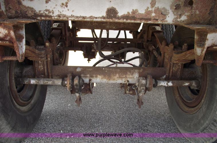 image for item 5459 1980 Strick 48' trailer