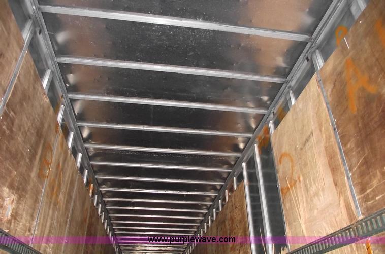 image for item 5460 1983 Fruehauf 48' trailer