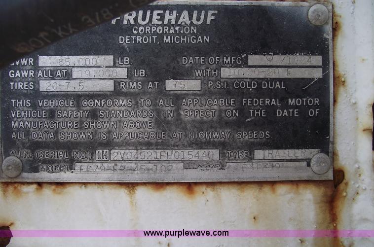image for item 5461 1985 Fruehauf 48' trailer