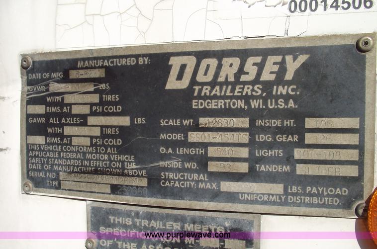 image for item 5462 1982 Dorsey 48' trailer
