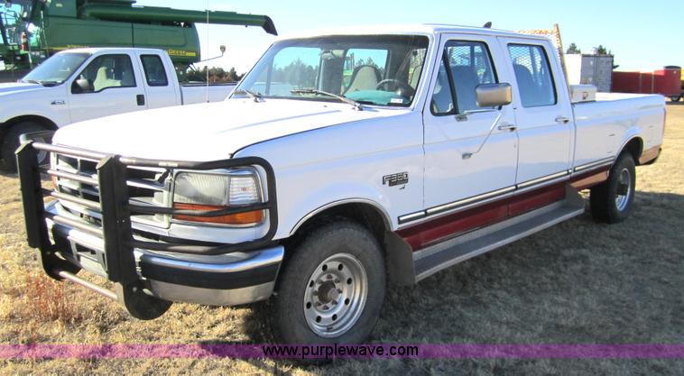 image for item 3406 1997 Ford F350 XLT crew cab pickup truck