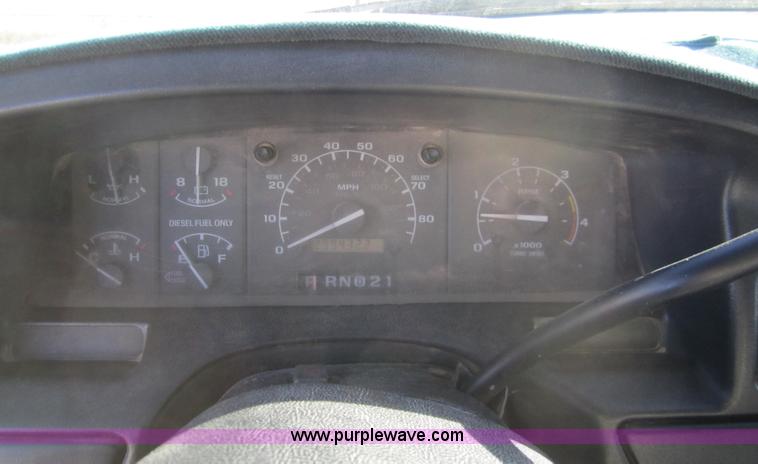 image for item 3406 1997 Ford F350 XLT crew cab pickup truck