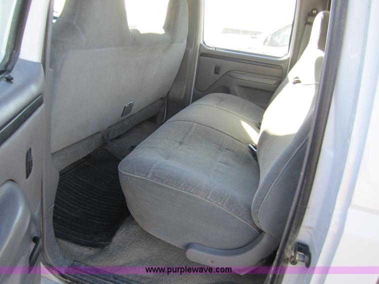 image for item 3406 1997 Ford F350 XLT crew cab pickup truck