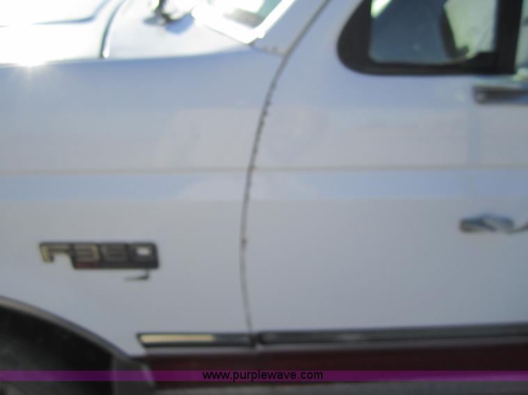 image for item 3406 1997 Ford F350 XLT crew cab pickup truck