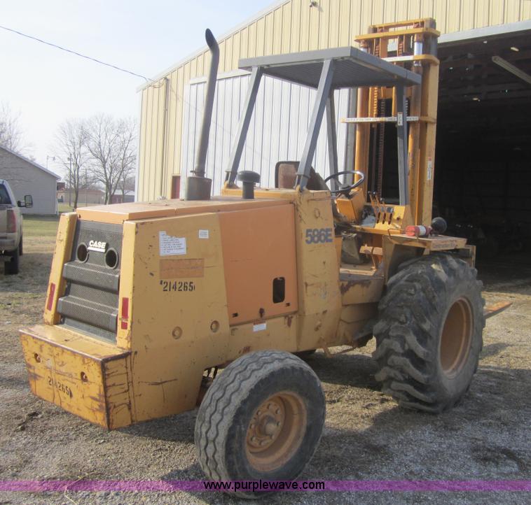 image for item 4000 Case 586E forklift