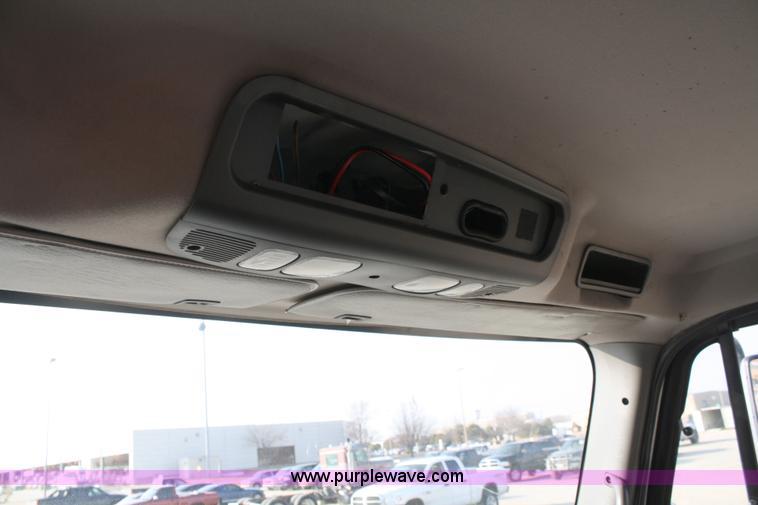 image for item 4892 2004 Freightliner M2 utility truck