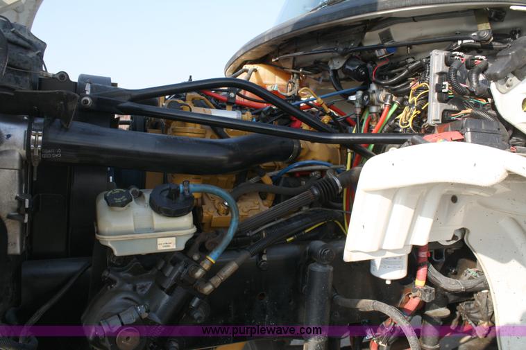 image for item 4892 2004 Freightliner M2 utility truck