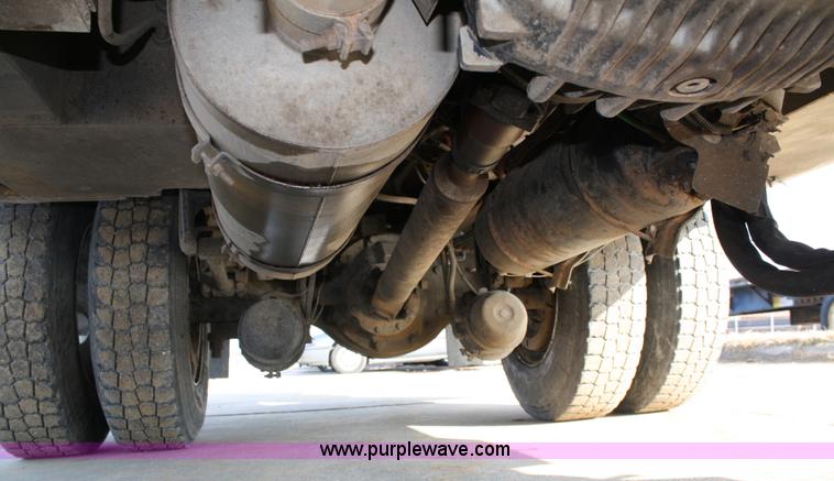 image for item 4892 2004 Freightliner M2 utility truck