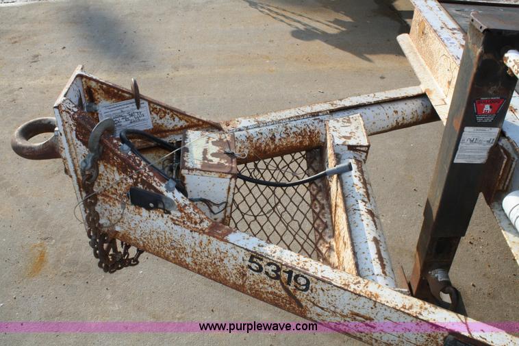 image for item 4894 1990 Holden double axle trencher trailer