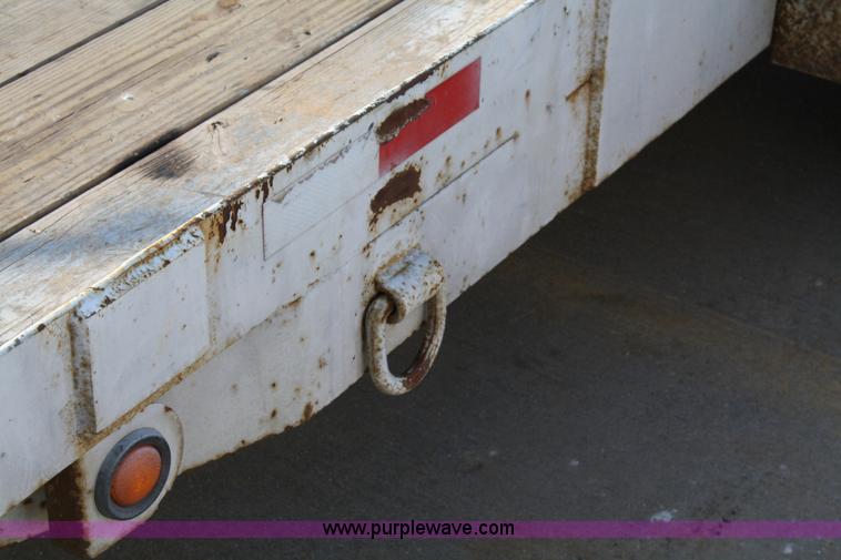 image for item 4898 2005 Starlite trailer