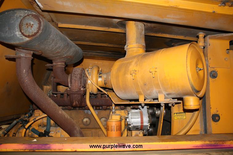 image for item 4908 1989 Case 1085B mobile excavator