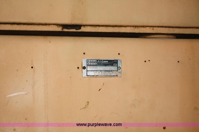 image for item 4908 1989 Case 1085B mobile excavator